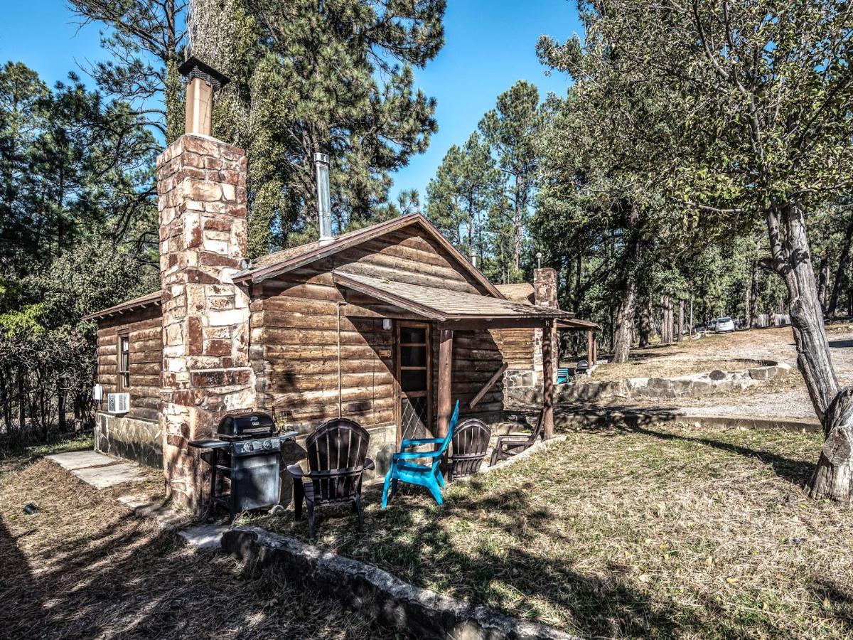 Perfect Cabin, 2 Bedrooms, Fireplace, Midtown, Sleeps 5 รุยโดโซ ภายนอก รูปภาพ