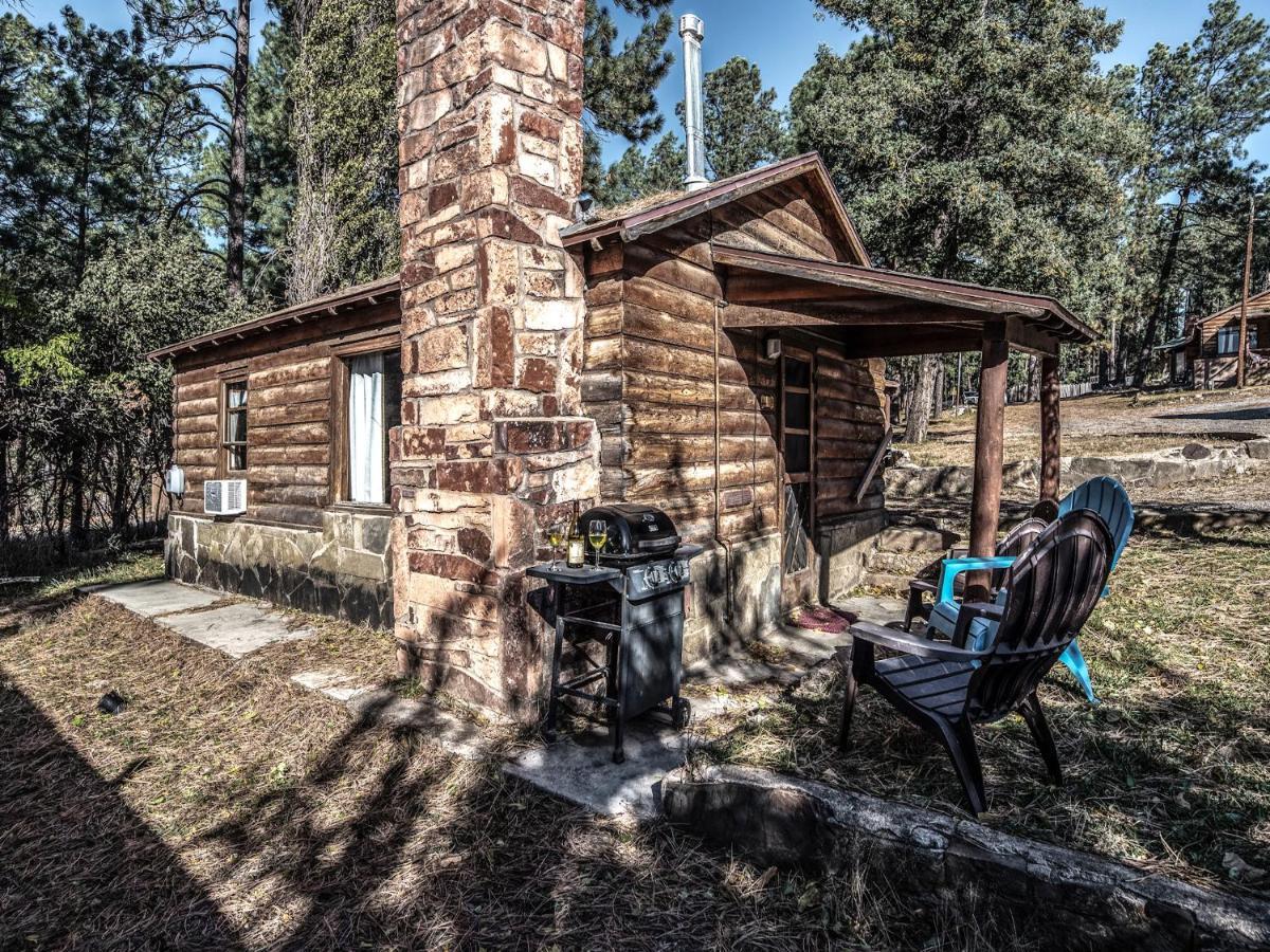 Perfect Cabin, 2 Bedrooms, Fireplace, Midtown, Sleeps 5 รุยโดโซ ภายนอก รูปภาพ