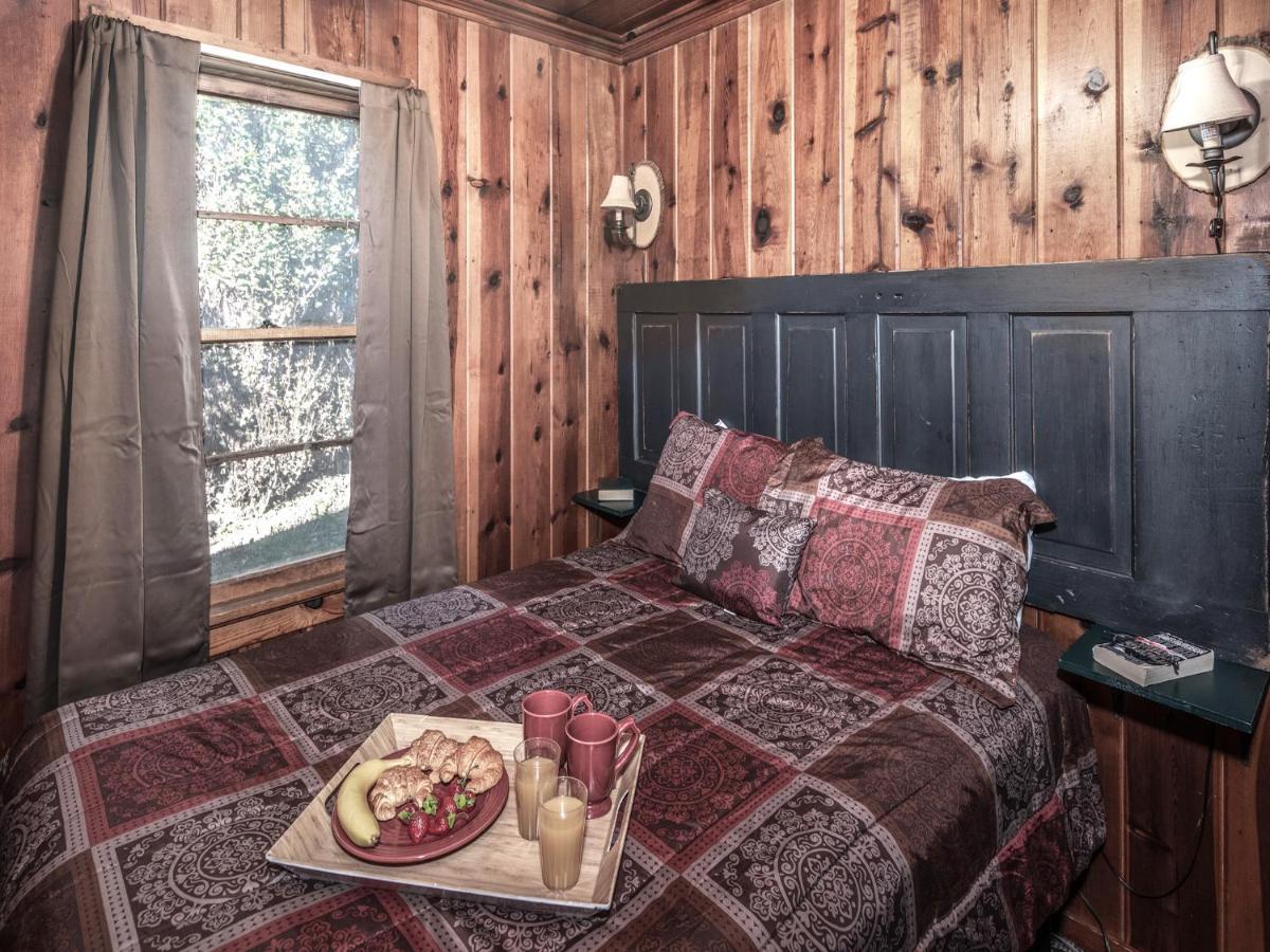 Perfect Cabin, 2 Bedrooms, Fireplace, Midtown, Sleeps 5 รุยโดโซ ภายนอก รูปภาพ